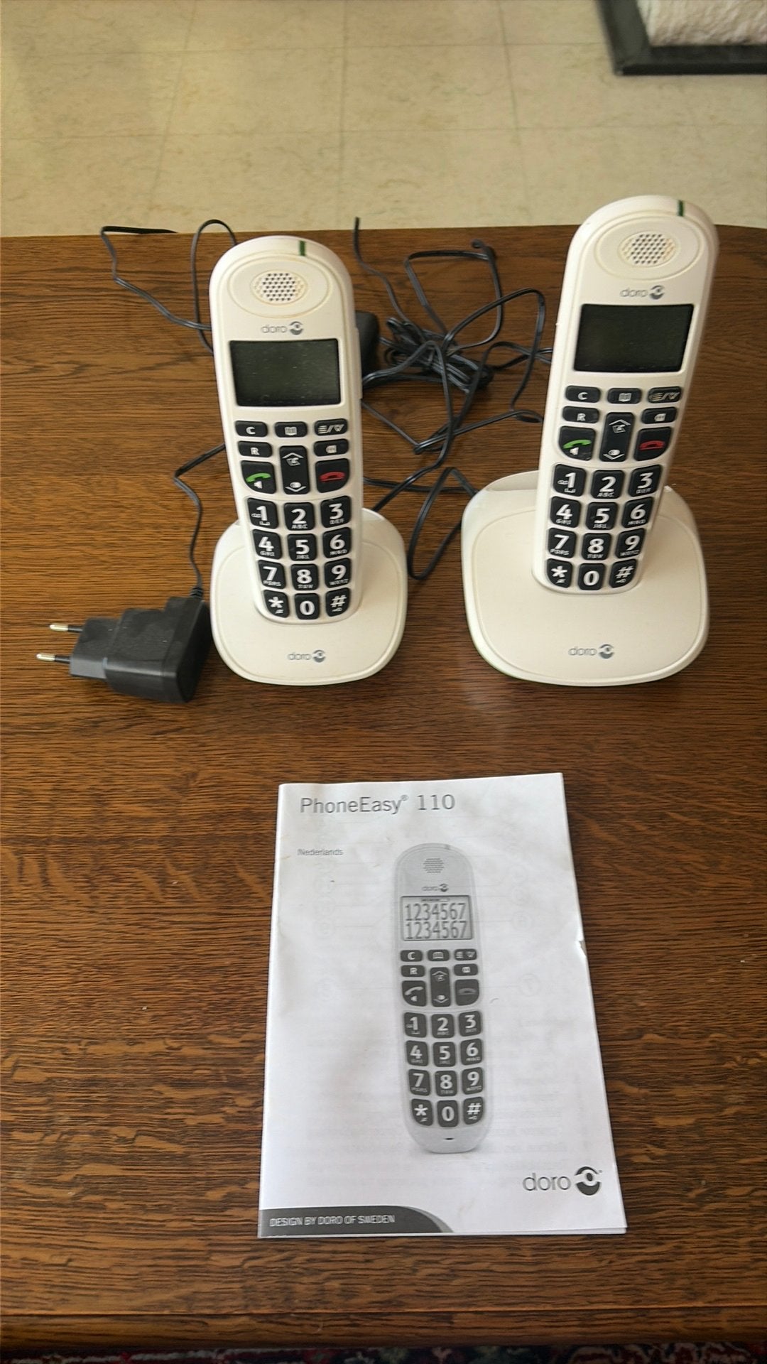 Doro vaste telefoon met grote toetsen, Télécoms, Enlèvement ou Envoi, Utilisé, 2 combinés, À Faible Émission d'Ondes