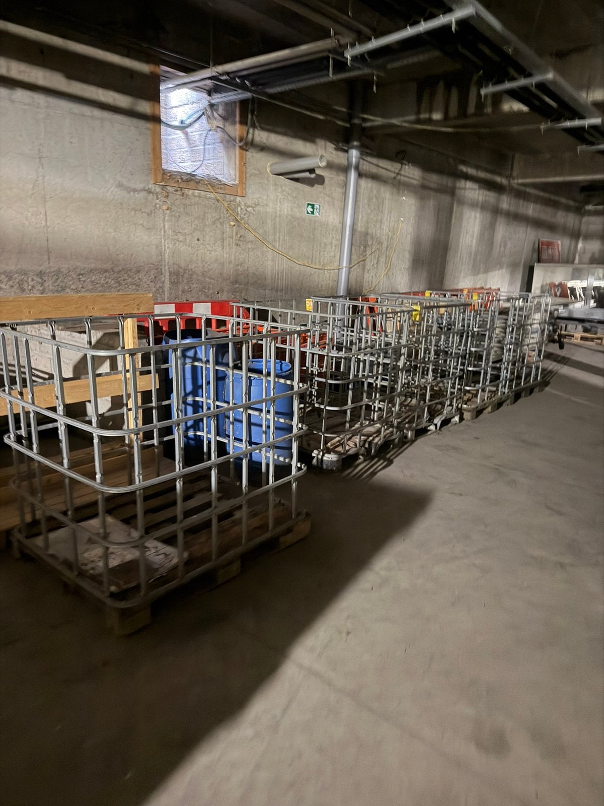 IBC lege kooien, Enlèvement