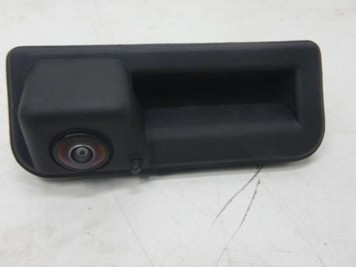 VW Tiguan 571 Achteruitrijcamera (5E3827566A), Auto-onderdelen, Ophalen of Verzenden, Gebruikt