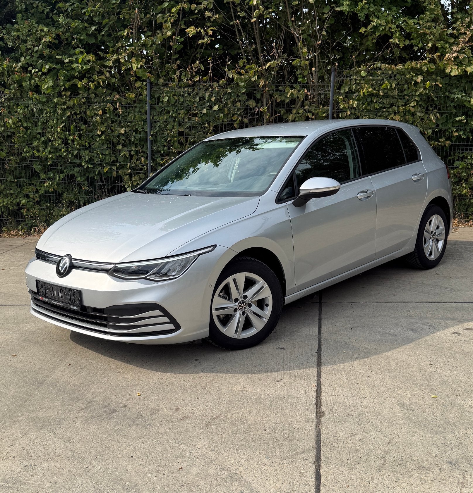 Volkswagen Golf 8 Life eTSI DSG | Caméra | Sièges chauffants, Argent ou Gris, Achat, Euro 6, Entreprise