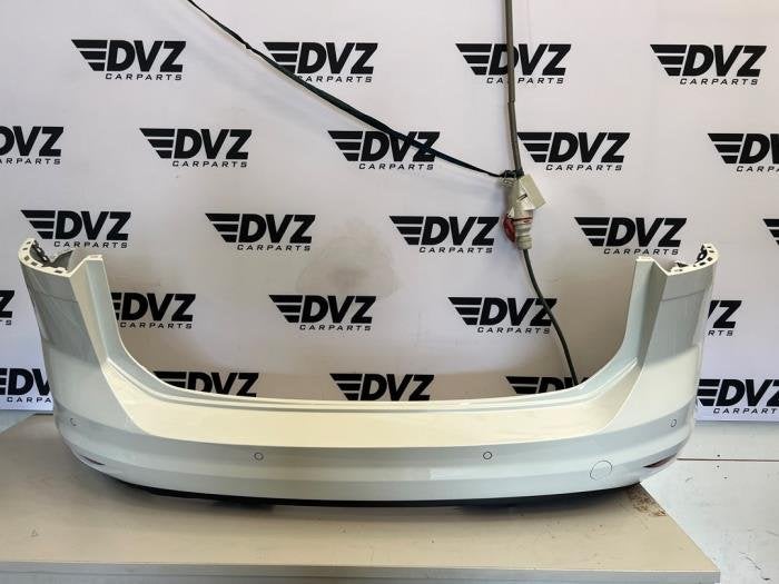Achterbumper van een Volkswagen Touran (LC9A), Gebruikt, -, Volkswagen, -
