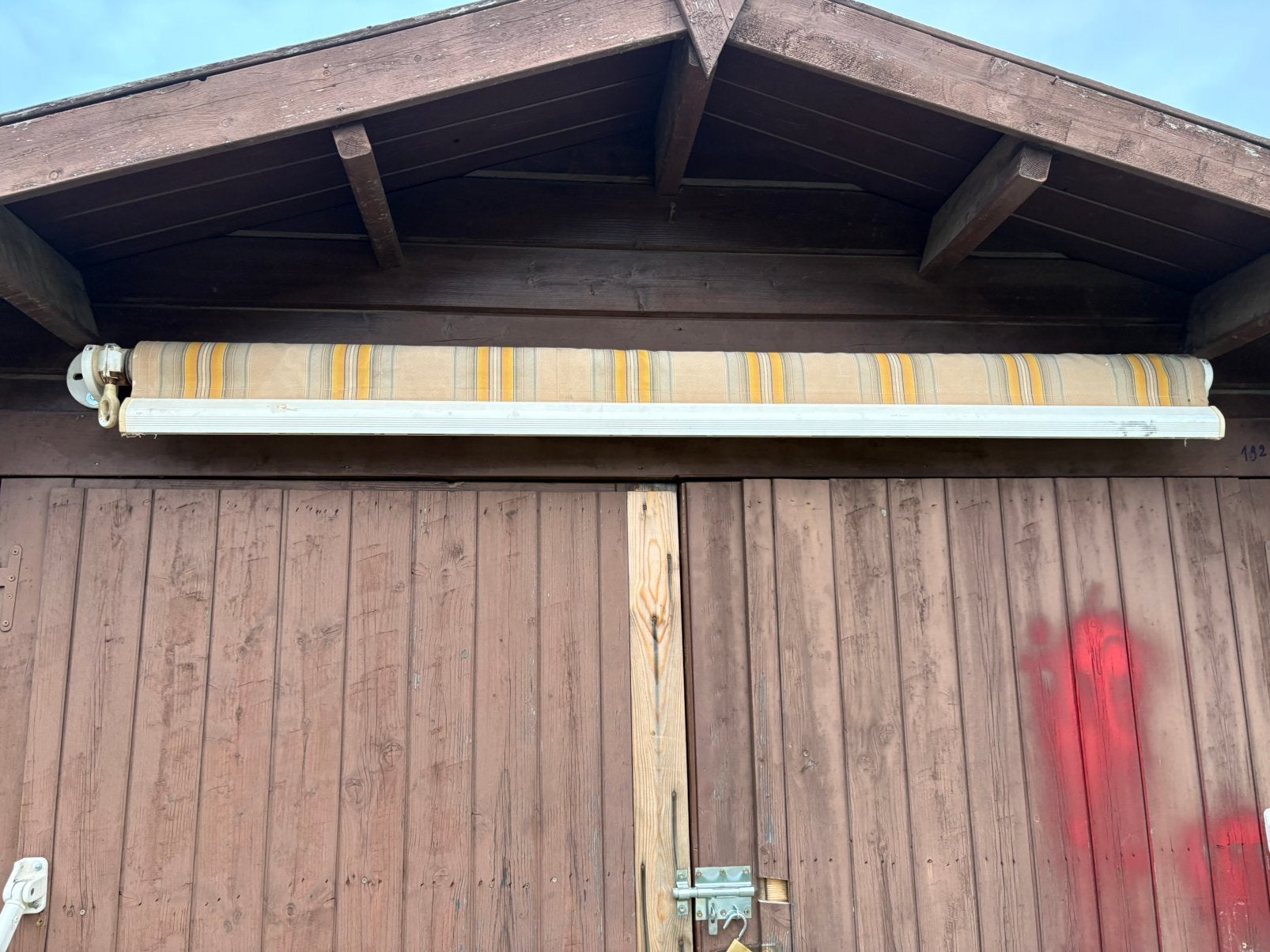 Te koop 5 handbediende luifels in verschillende maten, Tuin en Terras, Overkappingen, Ophalen, Zo goed als nieuw