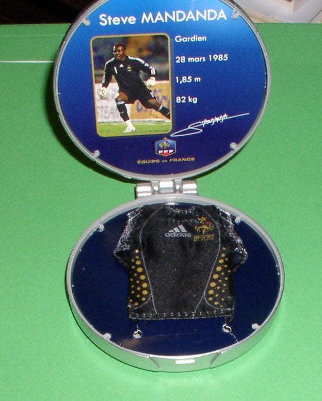 Collectiedoosje 'FFF equipe de France' Steve Mandanda, Collections, Enlèvement ou Envoi, Utilisé, Autres types