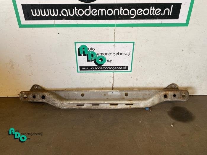 Cadre pare-chocs arrière d'un Toyota Aygo (Aygo 08-), -, 3 mois de garantie, Toyota, Utilisé