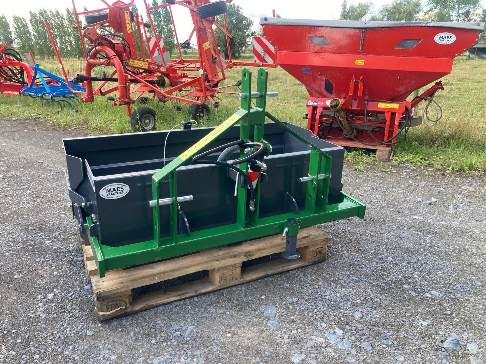 Godet hydraulique Kraffter 160 avec valve, Enlèvement, Terreau