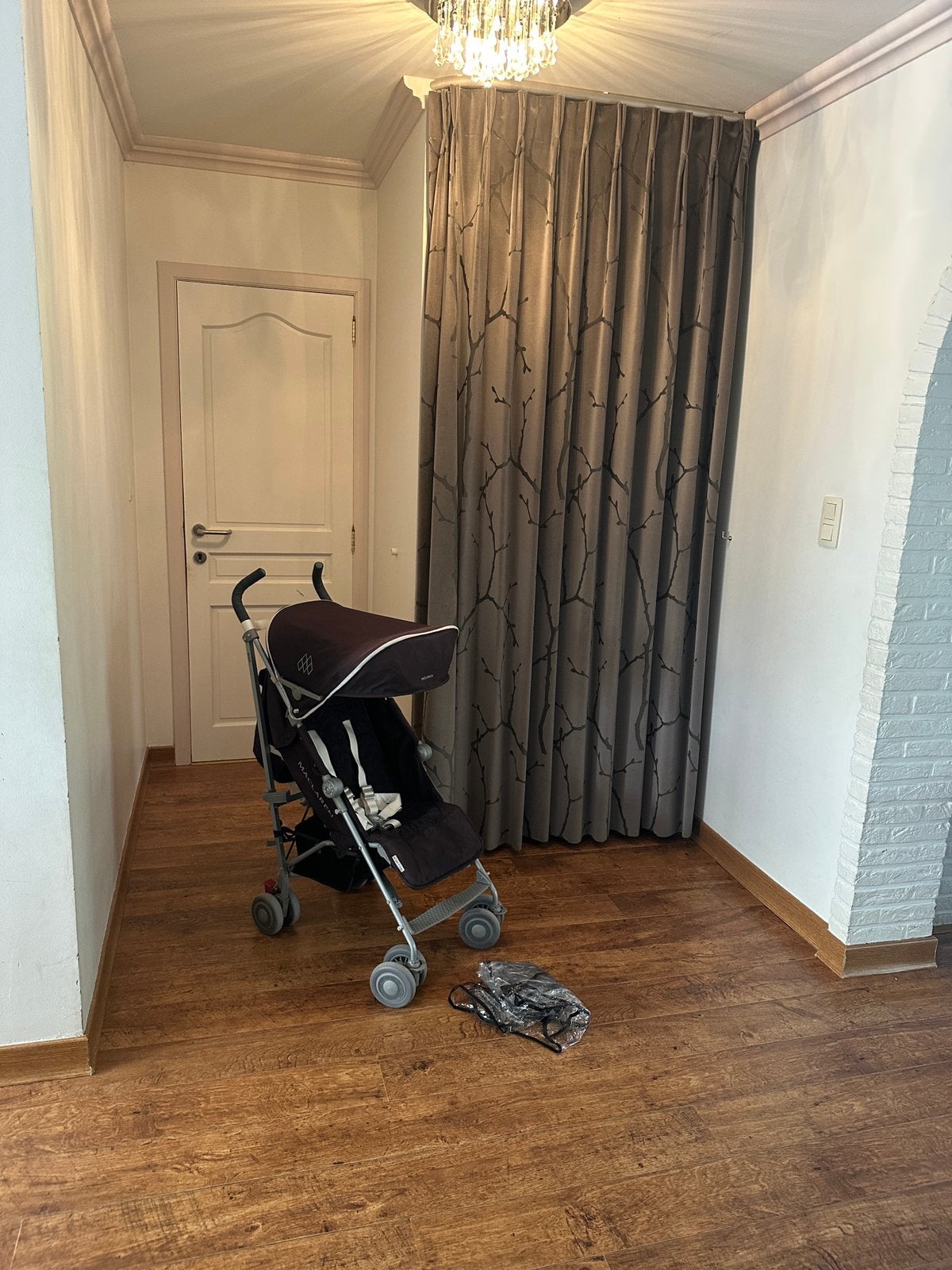 Maclaren Quest buggy met regenhoes, Kinderen en Baby's, Ophalen, Gebruikt, Maclaren, Regenhoes