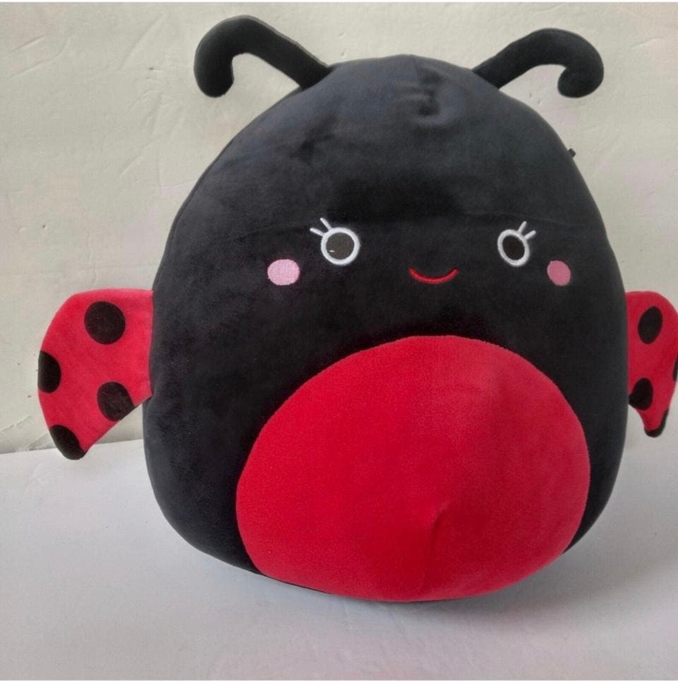 Peluche Squishmallow 10 » 27 cm - Trudy la coccinelle, Enlèvement ou Envoi, Comme neuf, Rouge, Squishmallow