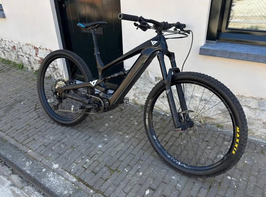 YT Decoy 2022 L 29 inch - Goed onderhouden e-mountainbike, Fietsen en Brommers, Ophalen, 57 cm of meer, Zo goed als nieuw, Schijfrem