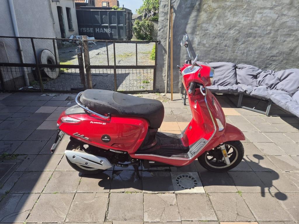 kymco like B klasse, Fietsen en Brommers, Ophalen, Gebruikt, Kymco, Benzine