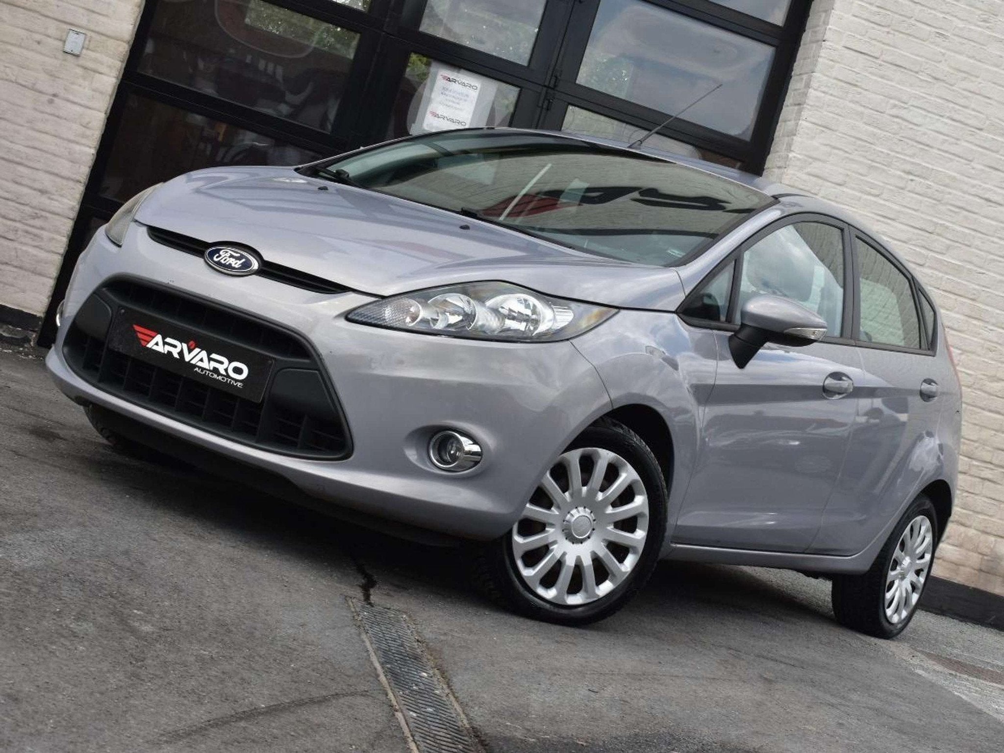 Ford Fiesta 1.25i Titanium / Verw Zetels / Airco / Topstaat, Voorwielaandrijving, Euro 5, Stof, Gebruikt