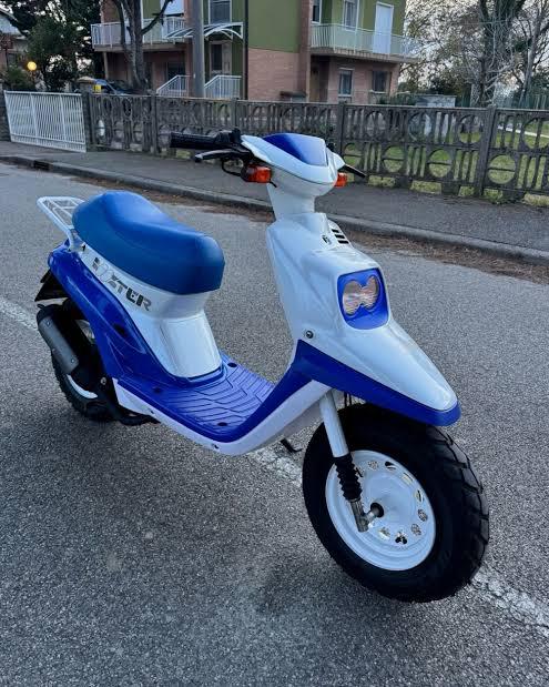 Mbk booster gezocht a klasse, Fietsen en Brommers, Ophalen, Zo goed als nieuw