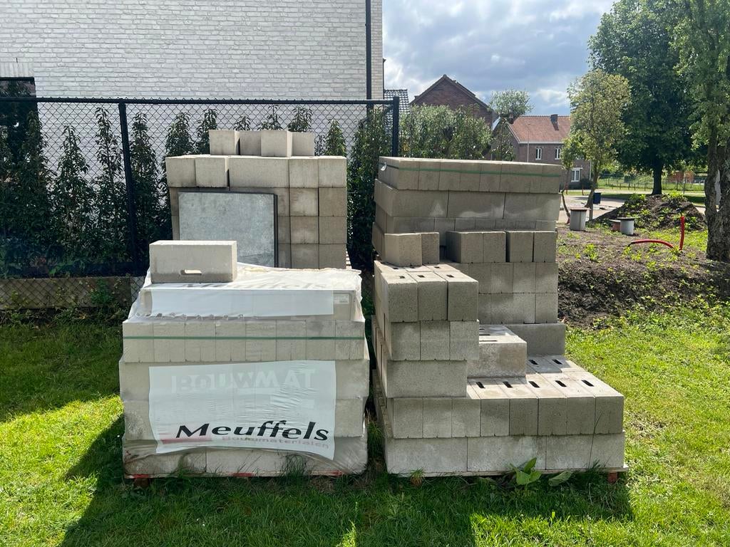 Betonblokken/Metselblokken overschot bouwproject, Doe-het-zelf en Bouw, Ophalen, Zo goed als nieuw
