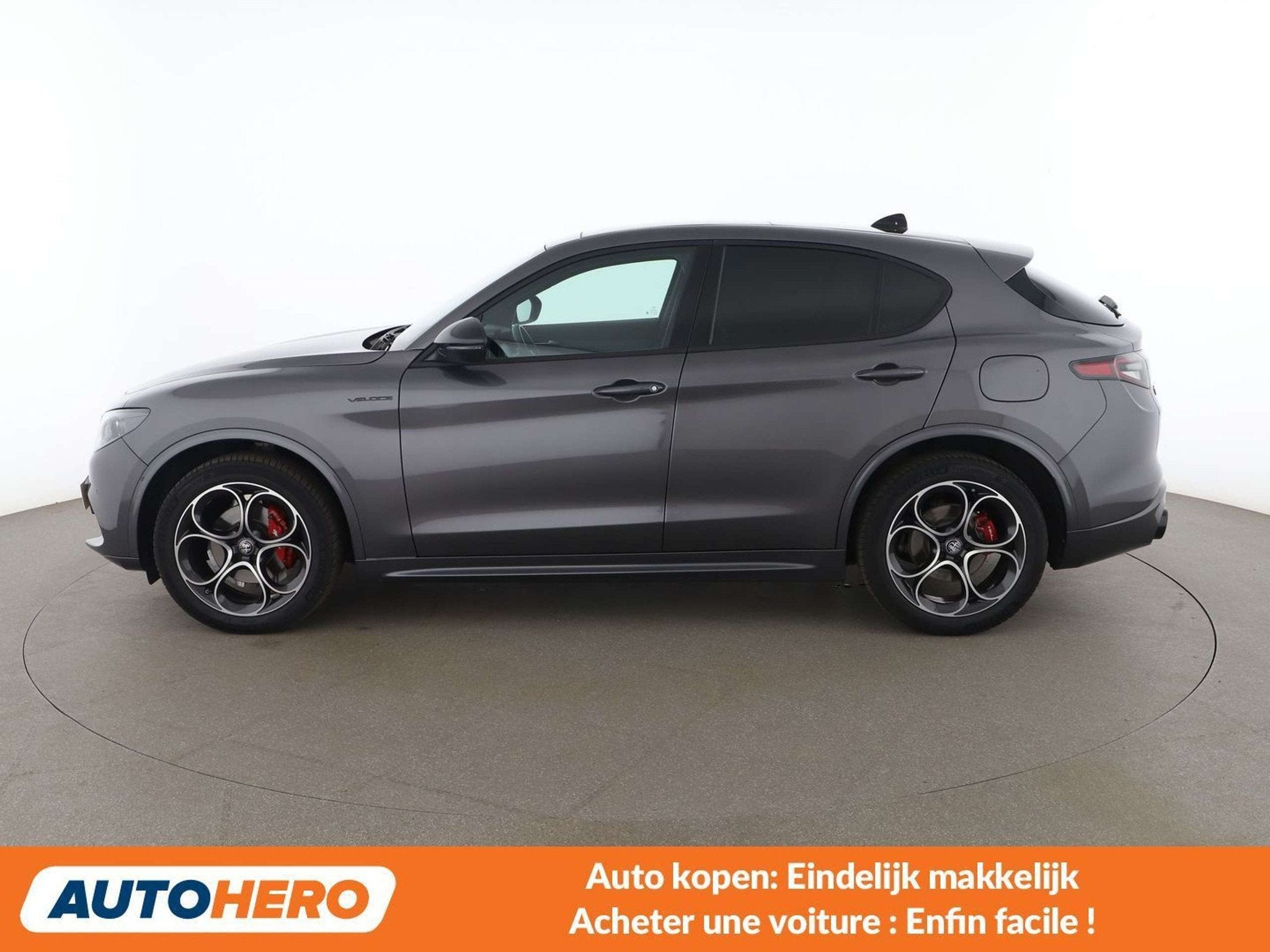 Alfa Romeo Stelvio 2.0 Turbo Ti Q4 (bj 2023, automaat), Auto's, Alfa Romeo, Automaat, Adaptive Cruise Control, Leder, 5 zetels
