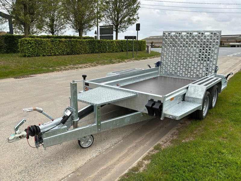 2025 Saris C2C remorque de transport de machines