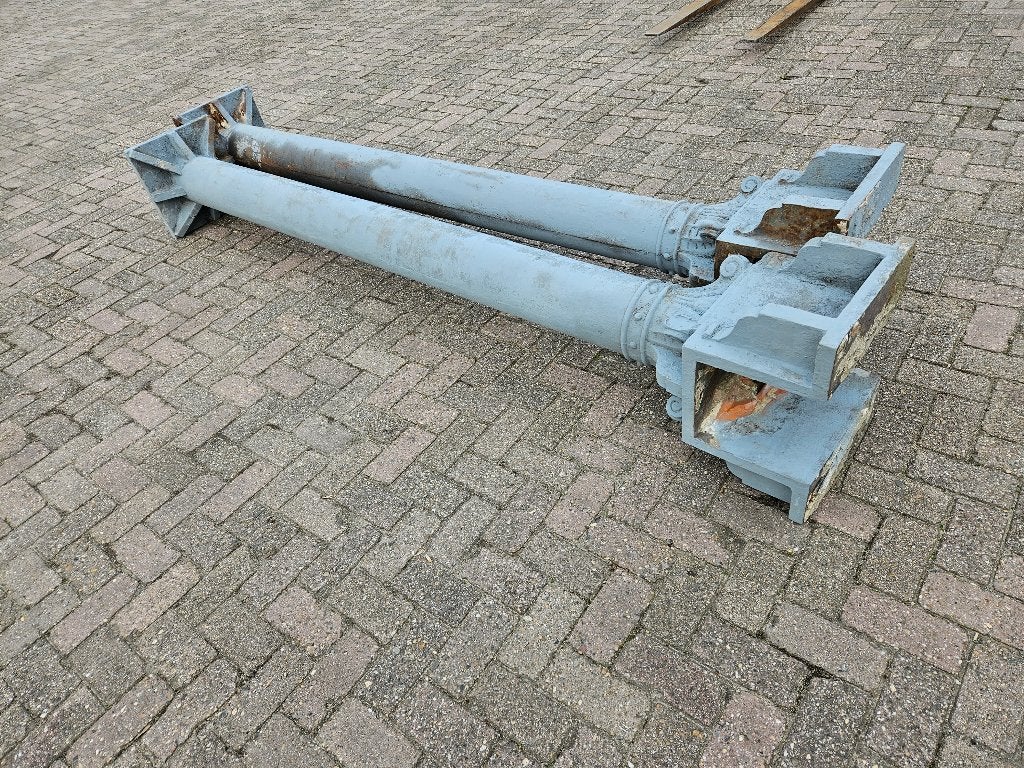 Grote zware antieke pilaren / palen Totaal Lang ca 2.28 m, Huis en Inrichting, Woonaccessoires | Zuilen en Pilaren, Ophalen, Zo goed als nieuw