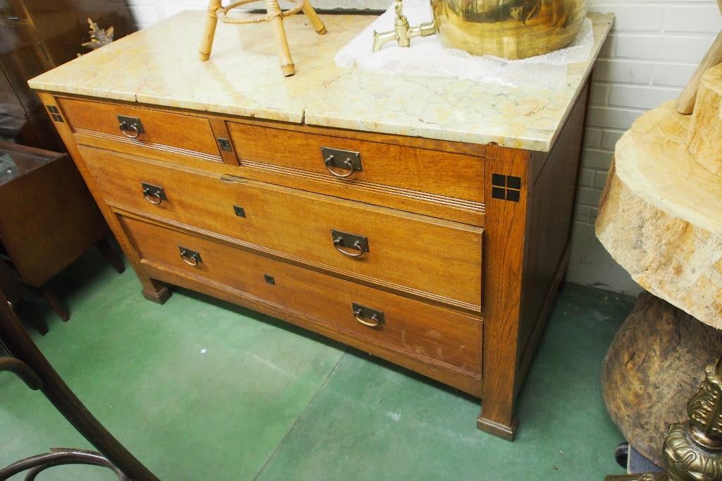 Commode De Coene Arts and Crafts, ca. 1910, Decoene Courtrai, Enlèvement