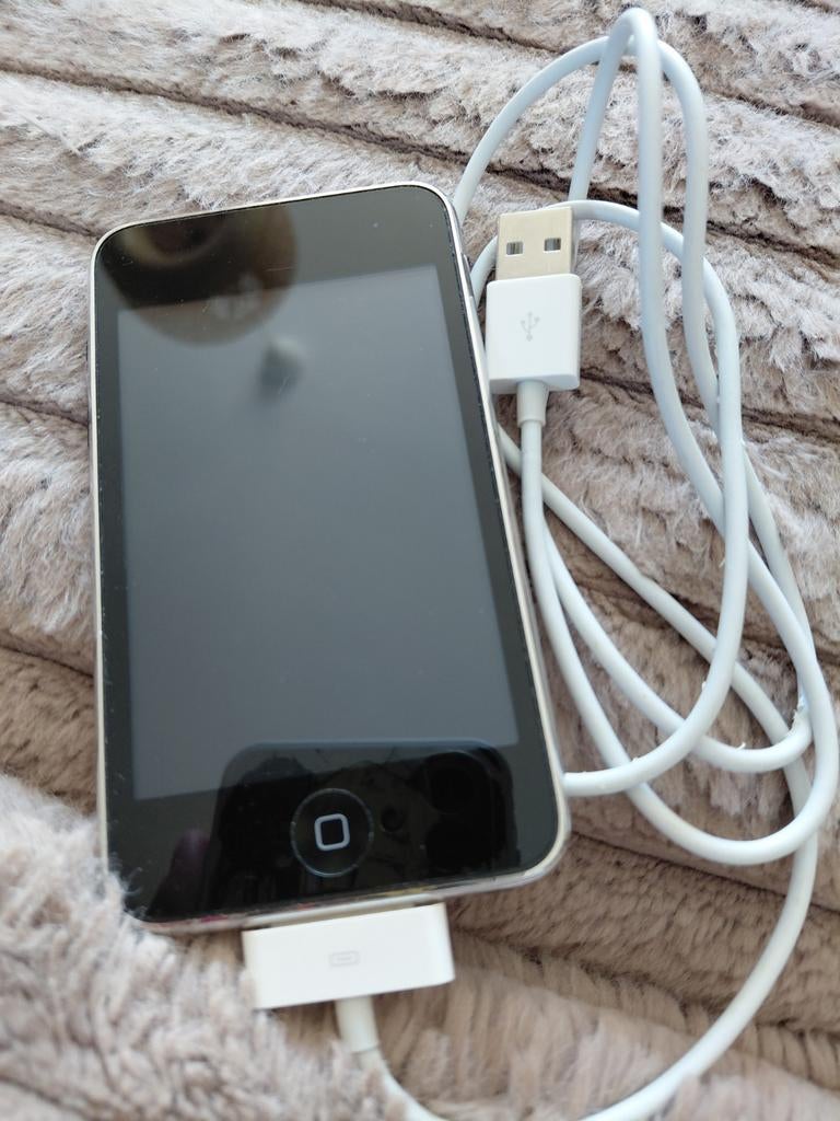 Un ipod 16go, Audio, Tv en Foto, Mp3-spelers | Apple iPod, Ophalen