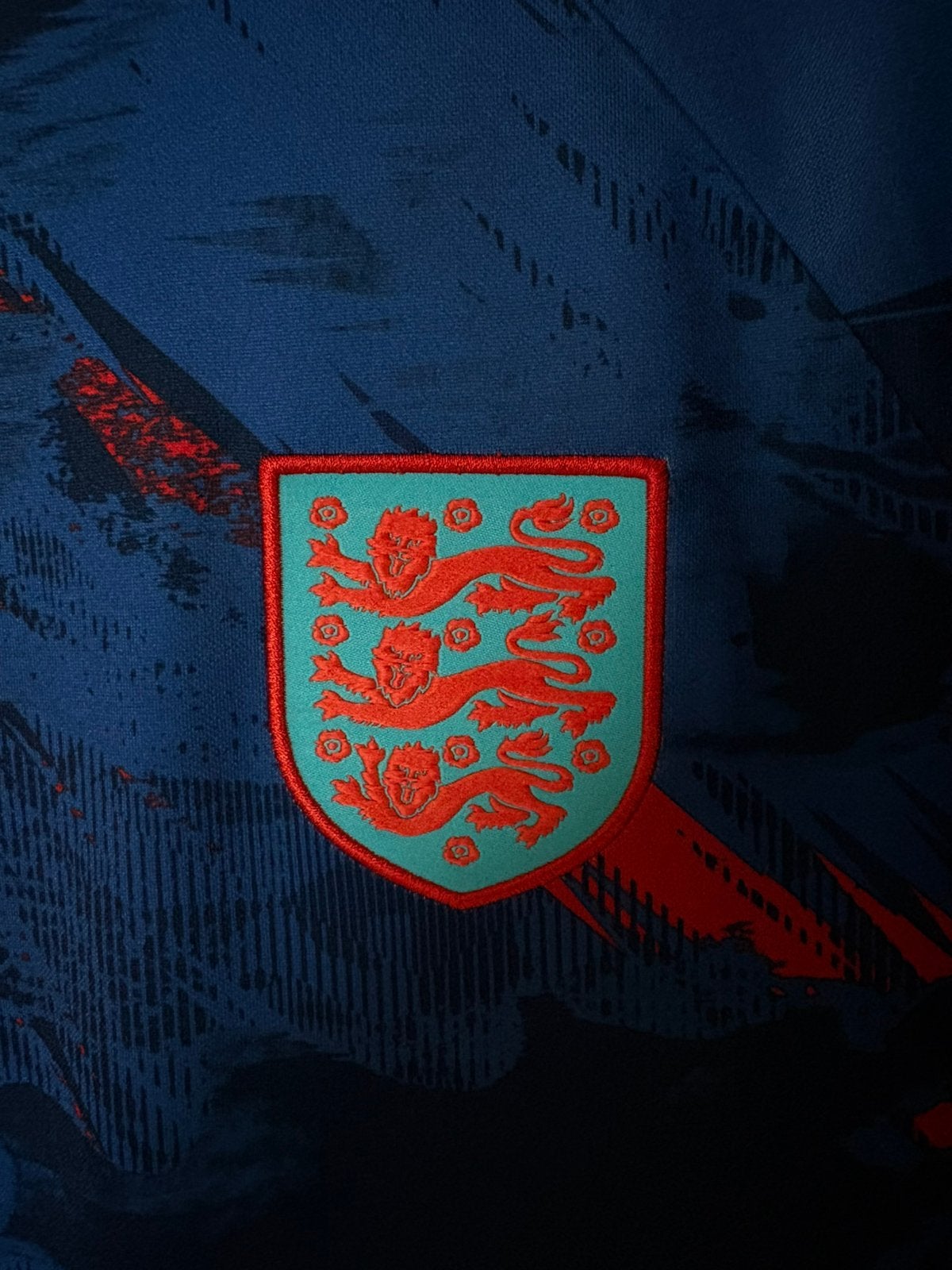 Engeland Nike Pre-Match Shirt 2022/23 | WK Qatar 2022, Kleding | Heren, Ophalen of Verzenden, Zo goed als nieuw, Voetbal, Maat 48/50 (M)