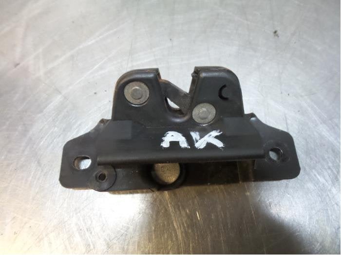 Mécanique de verrouillage hayon d'un Peugeot 206, Autos : Pièces & Accessoires, -, 3 mois de garantie, Utilisé, -