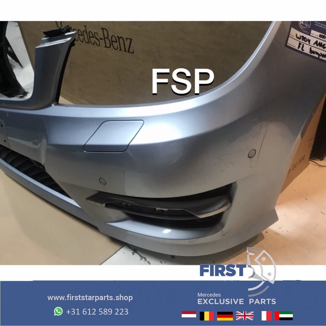 W204 ORIGINELE FACELIFT AMG VOORBUMPER COMPLEET 2014 GRIJS M, Gebruikt, -, Voor, Ophalen of Verzenden