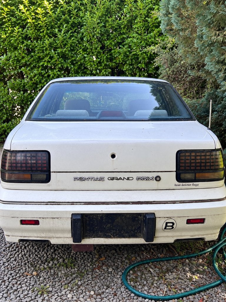 Pontiac Grand Prix 2.8 V6  1988 Moteur ok, Auto's, Wit, Particulier, 2 deurs, Grand Prix