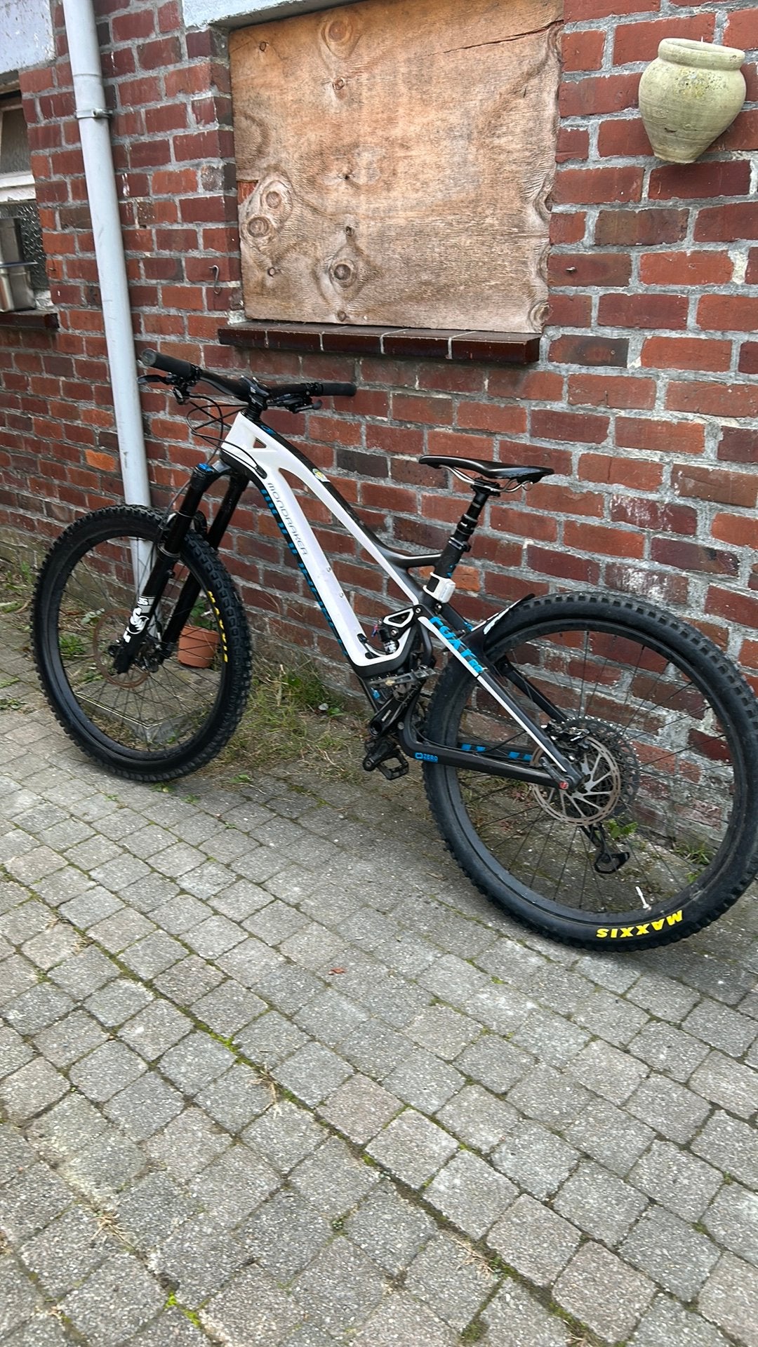 Mondraker foxy rr carbon fram, Enlèvement, Utilisé, Frein à disque, 20 à 24 pouces