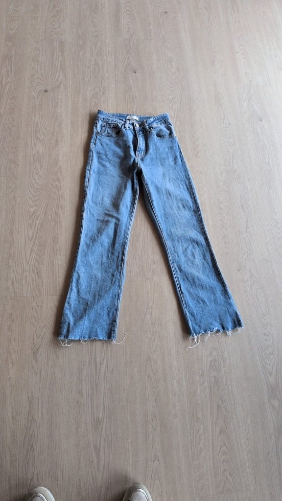 pantalon en jean -Orange, Paris - 34 - XS - 10€, Vêtements | Femmes, Jeans, Enlèvement ou Envoi, Comme neuf, Bleu, W27 (confection 34) ou plus petit