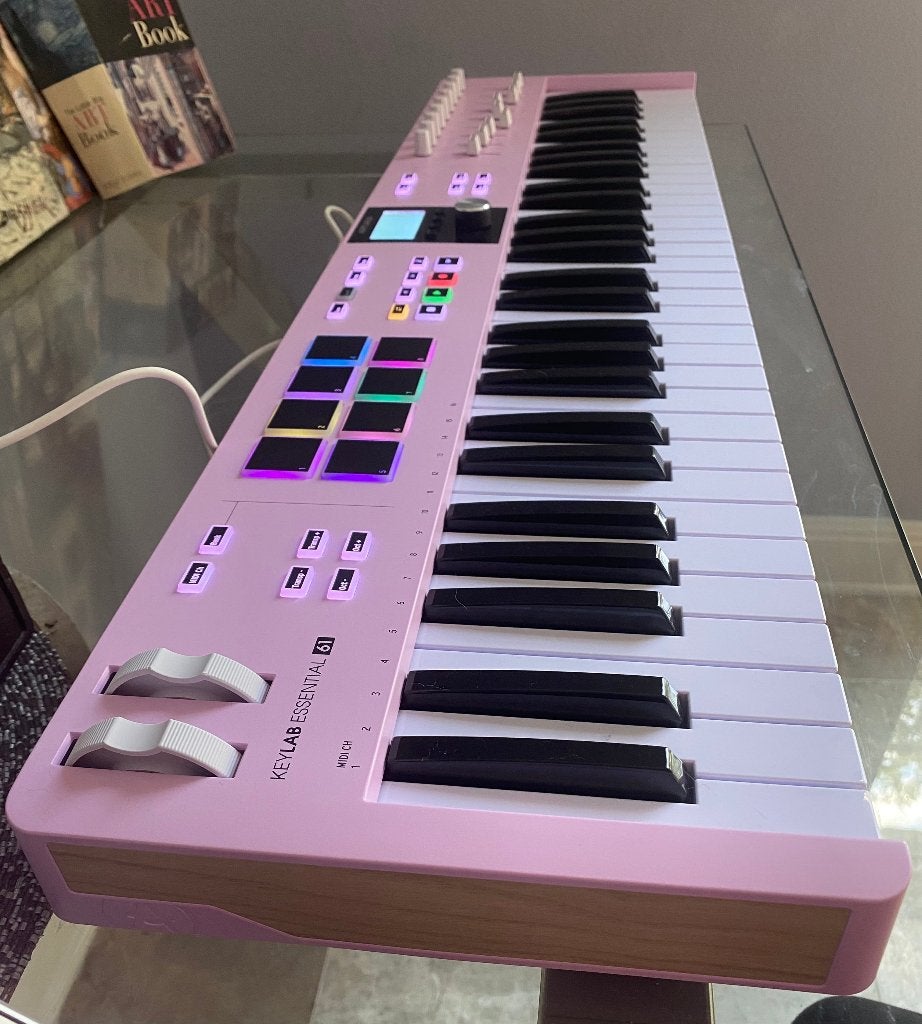 Arturia KeyLab Essential 49 – Rose Quartz, Muziek en Instrumenten, Ophalen of Verzenden, Zo goed als nieuw, Aanslaggevoelig, 49 toetsen
