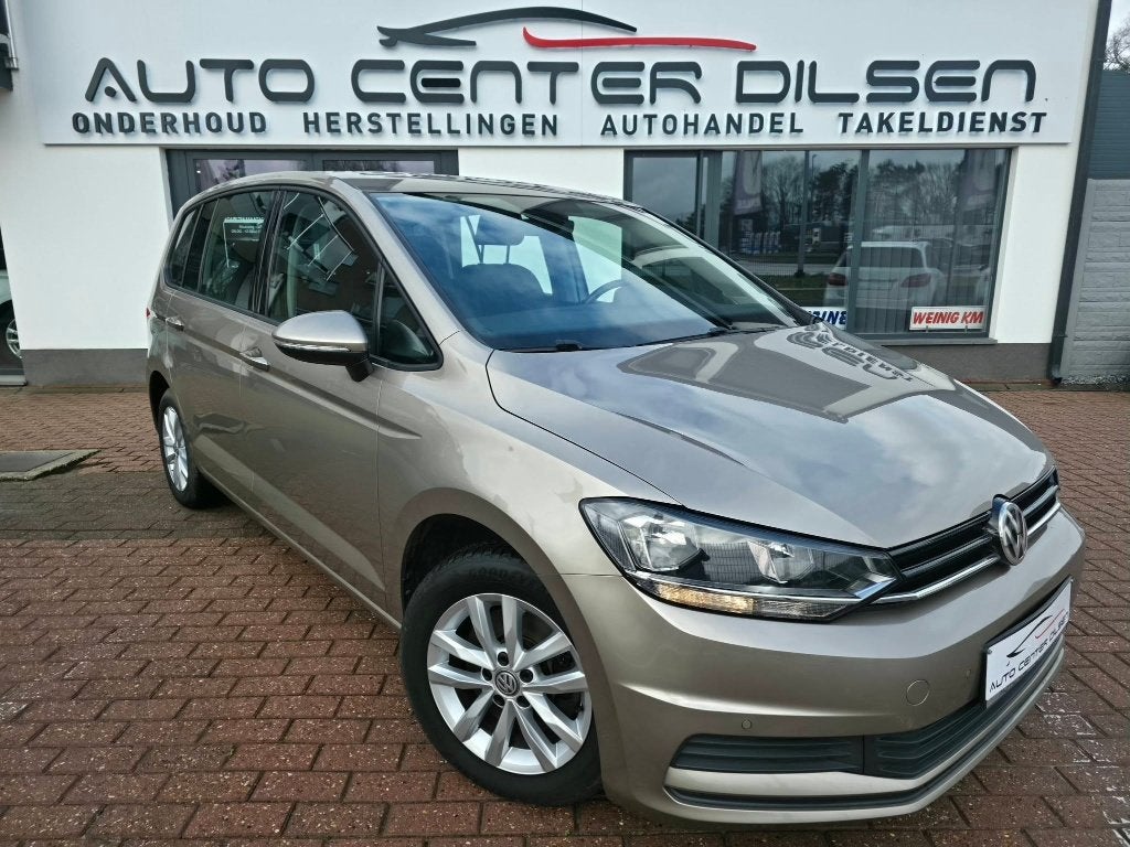 Volkswagen Touran 1.2 TSI ACC 12 M Garantie, Auto's, Voorwielaandrijving, Dealer onderhouden, Euro 6, 4 cilinders