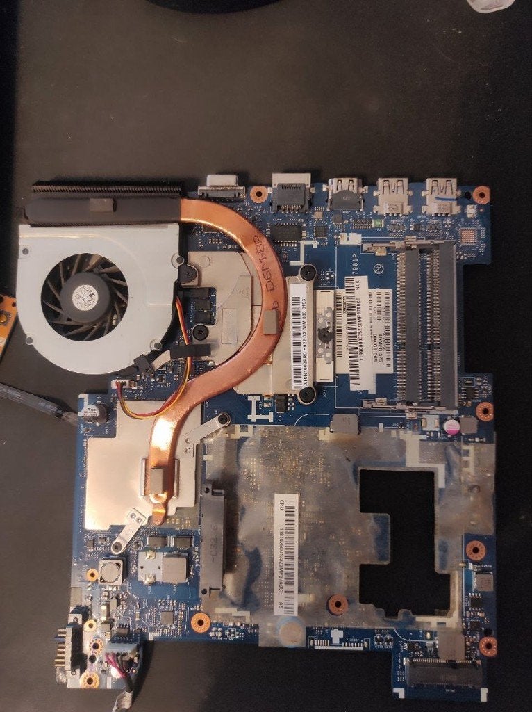Lenovo N580 met 12GB RAM + oplader(voor onderdelen/herstel), Computers en Software, Ophalen, Gebruikt, 2 tot 3 Ghz, 8 GB