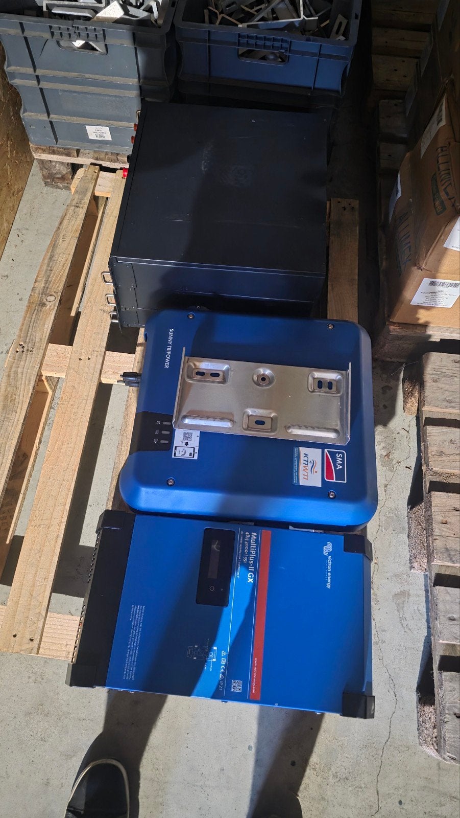 SMA + pylontech + Victron, Doe-het-zelf en Bouw, Ophalen