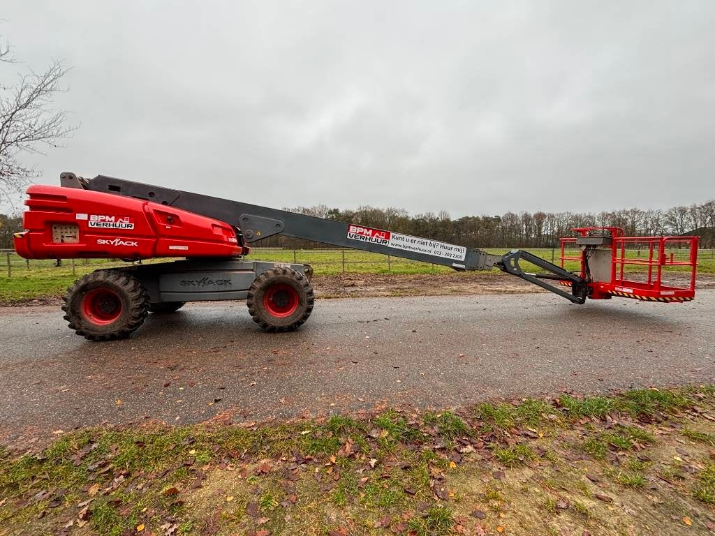 Skyjack SJ66T 22m telescoophoogwerker Skyjack 66 t, Articles professionnels, Machines & Construction | Ascenseurs, Échafaudages & Échelles
