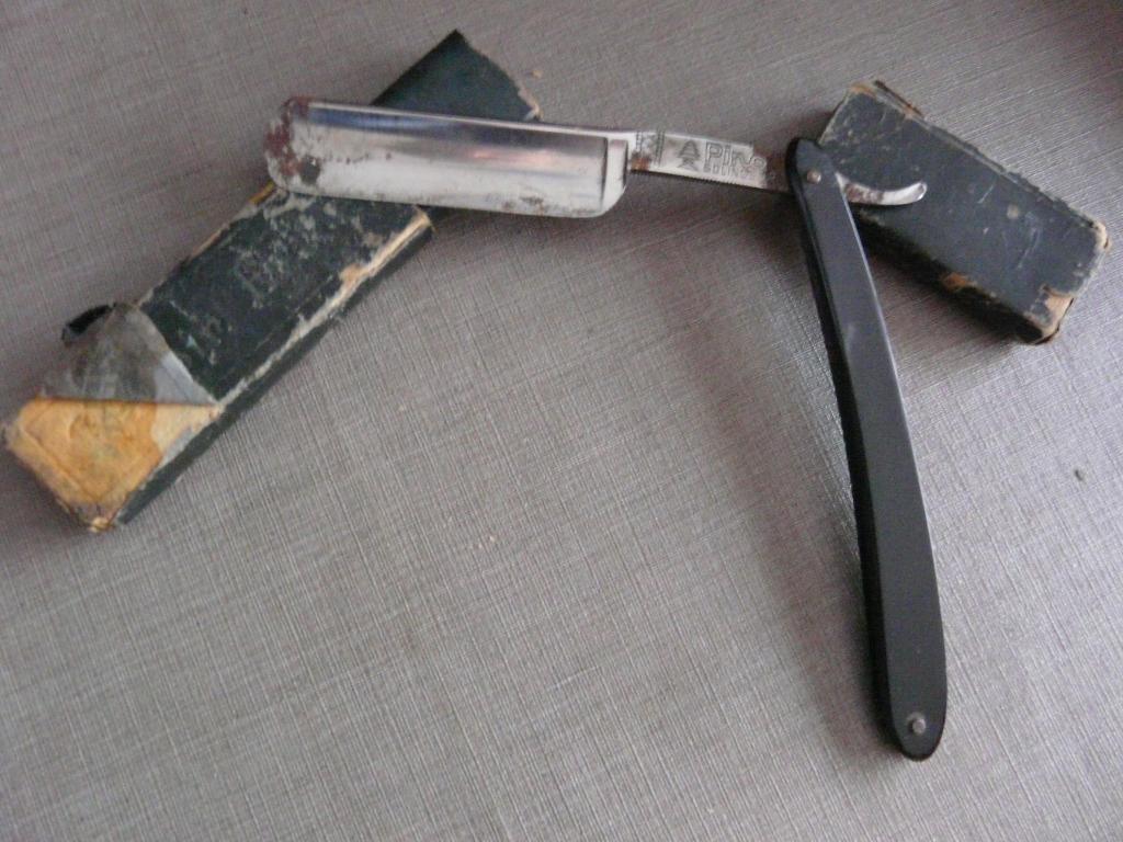 Vintage scheermes " Pino" Solingen, Ophalen