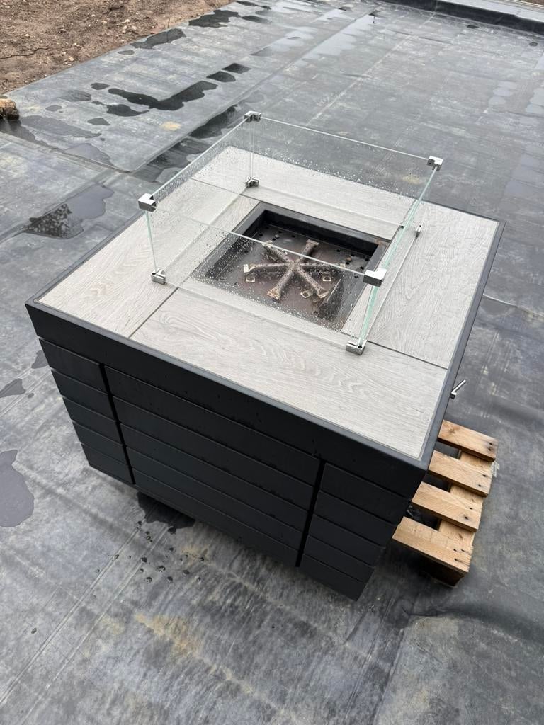 Mooie zwarte gashaard voor buiten (inclusief lavastenen), Jardin & Terrasse, Tables à feu, Utilisé, Enlèvement