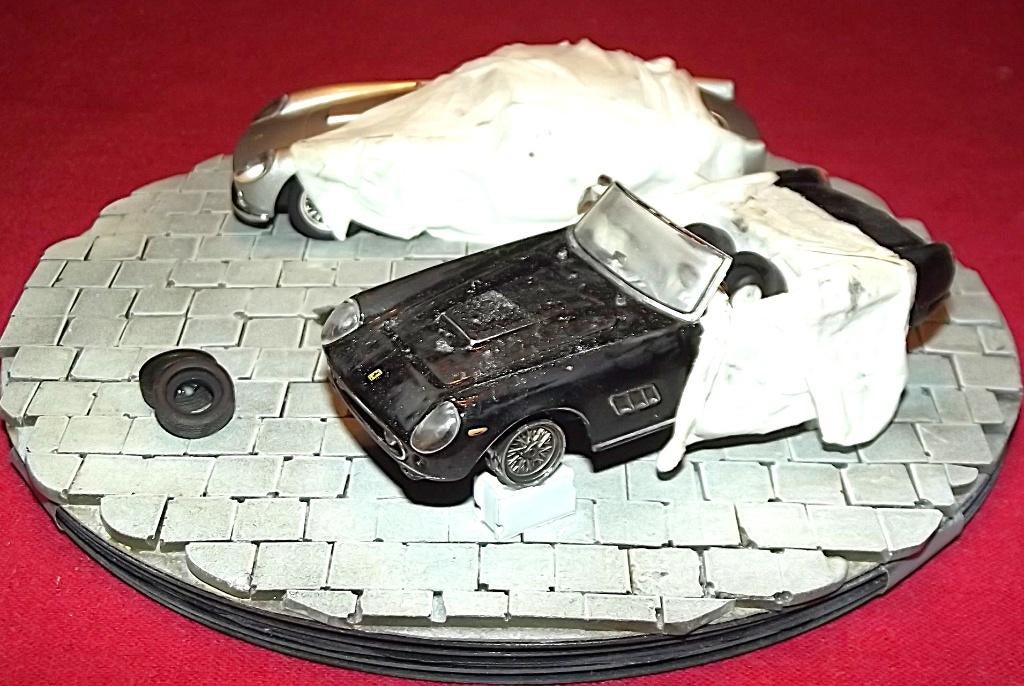 Diorama Ferrari 250 California + 250GT Berlinetta, Hobby & Loisirs créatifs, Enlèvement, Utilisé, Voiture