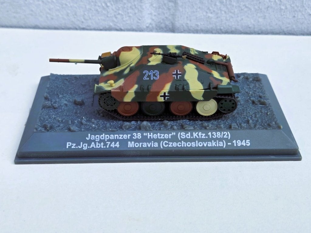 Jagdpanzer 38 "Hetzer" (Sd.Kfz.138/2), Hobby en Vrije tijd, Modelauto's | Overige schalen, Ophalen of Verzenden