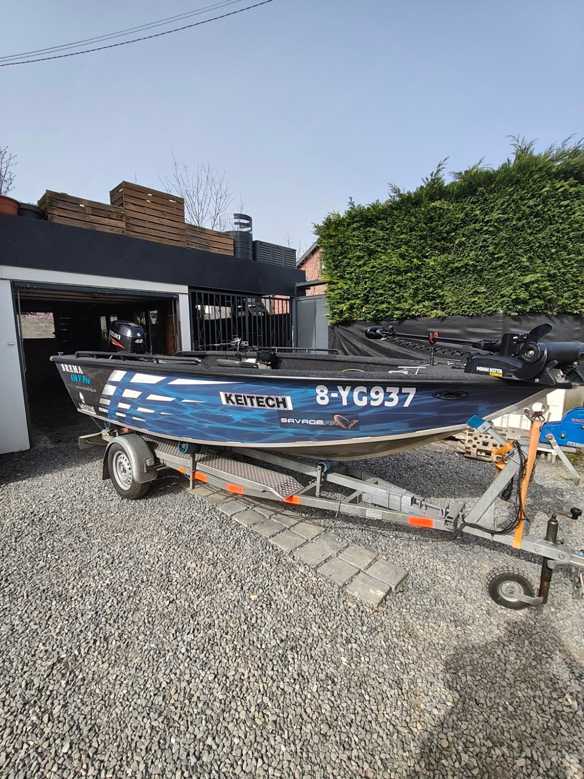 Bateau de pêche Brema 430vpro prêt a pêche, Sports nautiques & Bateaux, Enlèvement ou Envoi