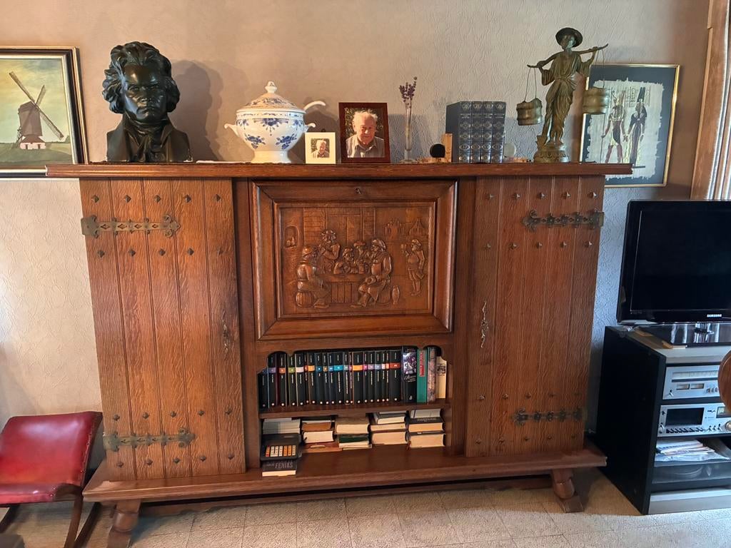 Antieke jachtkast bureaukast breugelkast, Ophalen