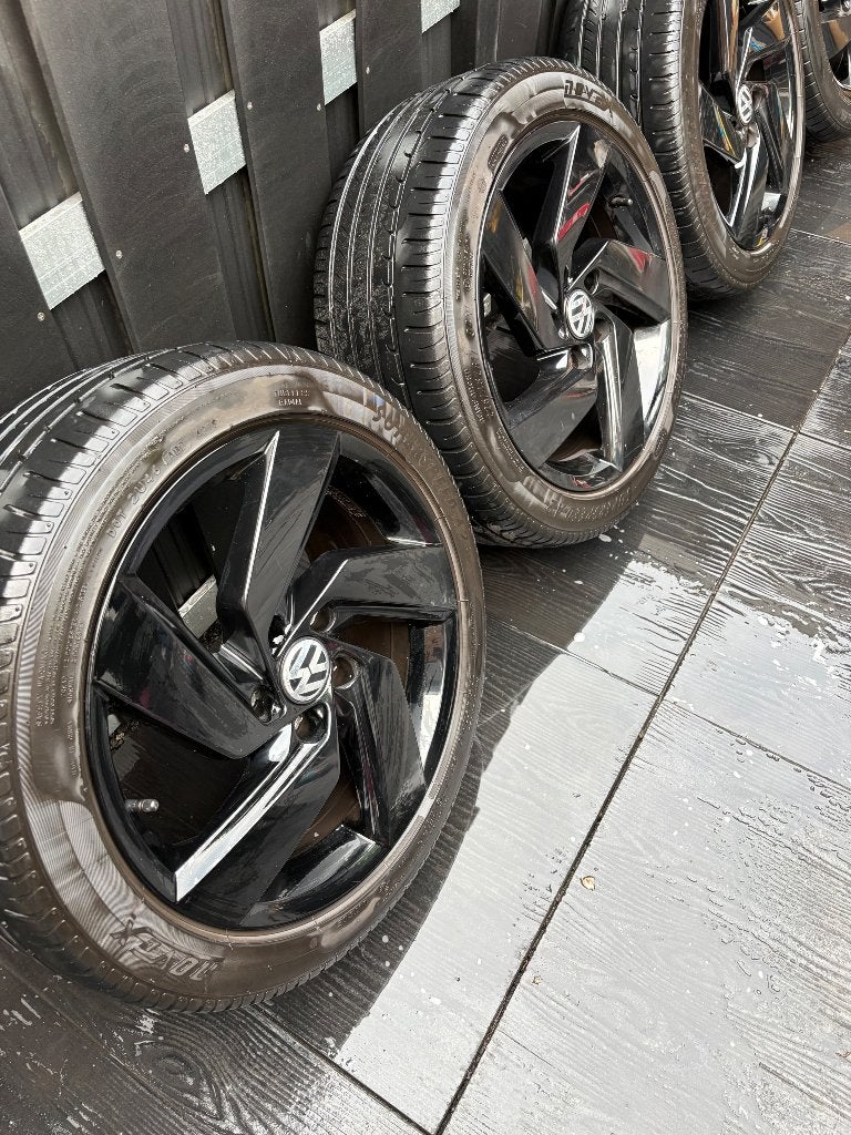 Volkswagen 17 inch RICHMOND velgen GTI GOLF 8 7 6 5 CADDY, Auto-onderdelen, Banden en Velgen, Ophalen, Banden en Velgen, 17 inch
