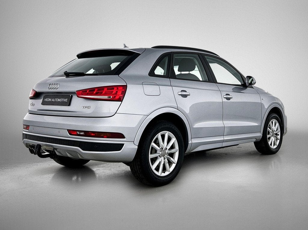 Audi Q3 1.4 TFSI Sport, Autos, Audi, Argent ou Gris, Achat, Euro 6, Boîte manuelle