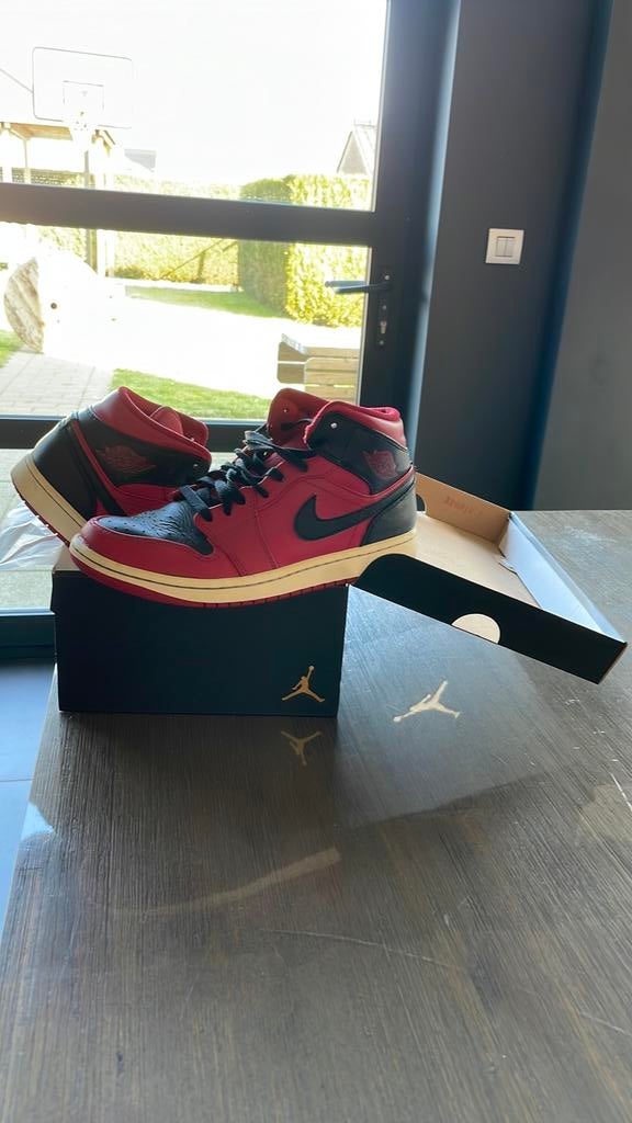 air jordan 1 mid, Enlèvement, Porté, Baskets