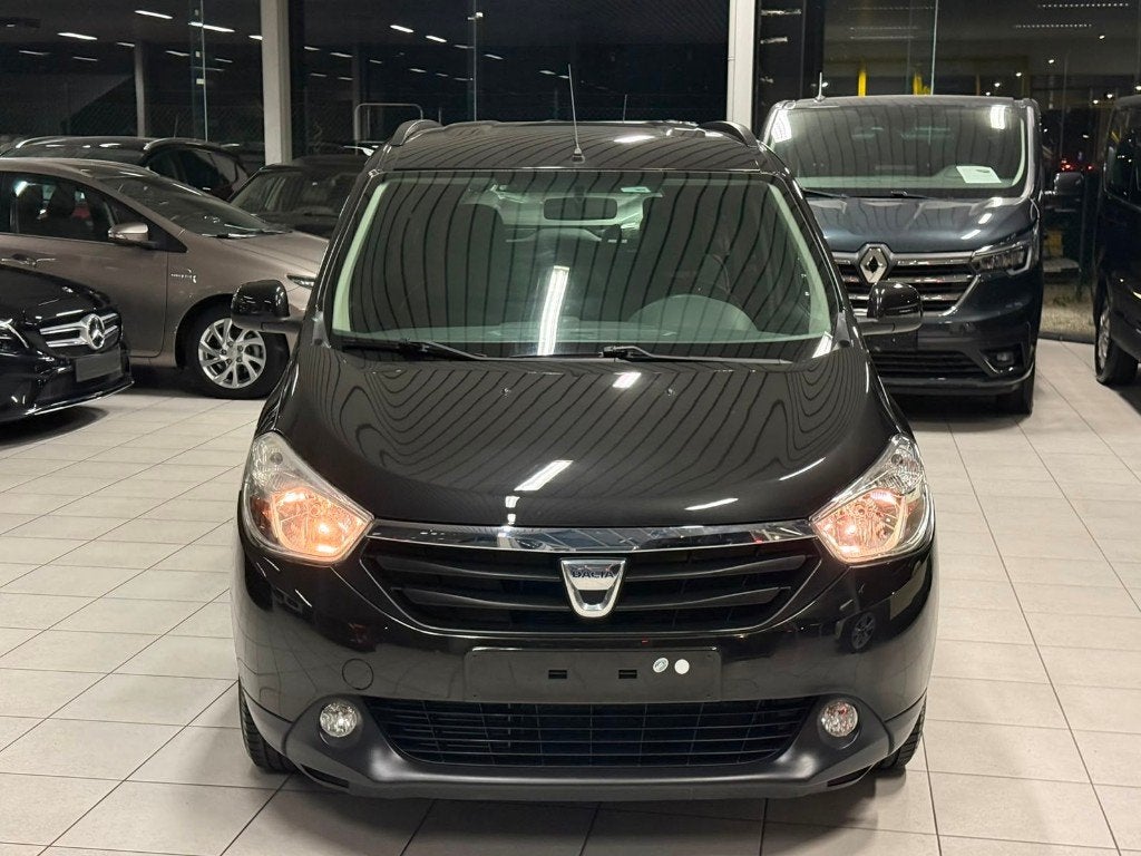Dacia Lodgy 1.6i Essence 61kW Euro 5, Autos, Dacia, Euro 5, Achat, Boîte manuelle, 5 portes