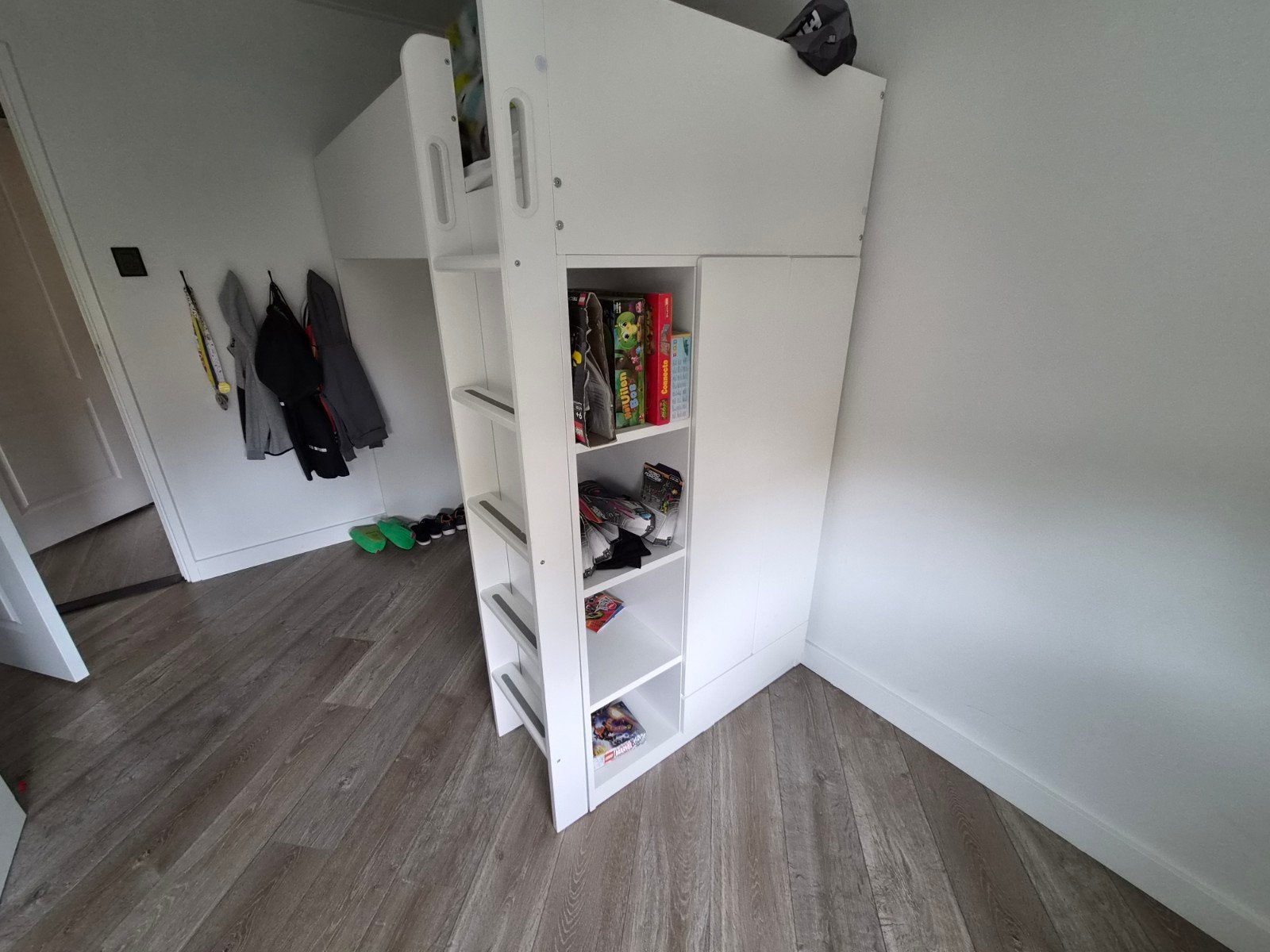 Hoogslaper met opbergruimte en bureau erbij - Wit, Ophalen, Hoogslaper