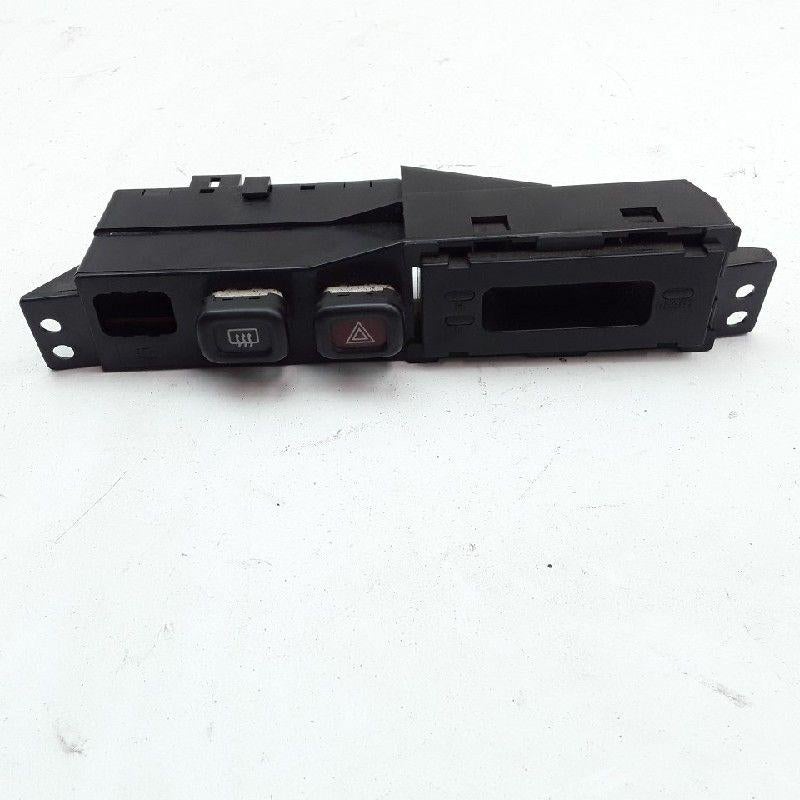 INTERRUPTEUR DEGIVRAGE LUNETTE ARRIÈRE Mazda 323 F (BA14), Utilisé, Mazda