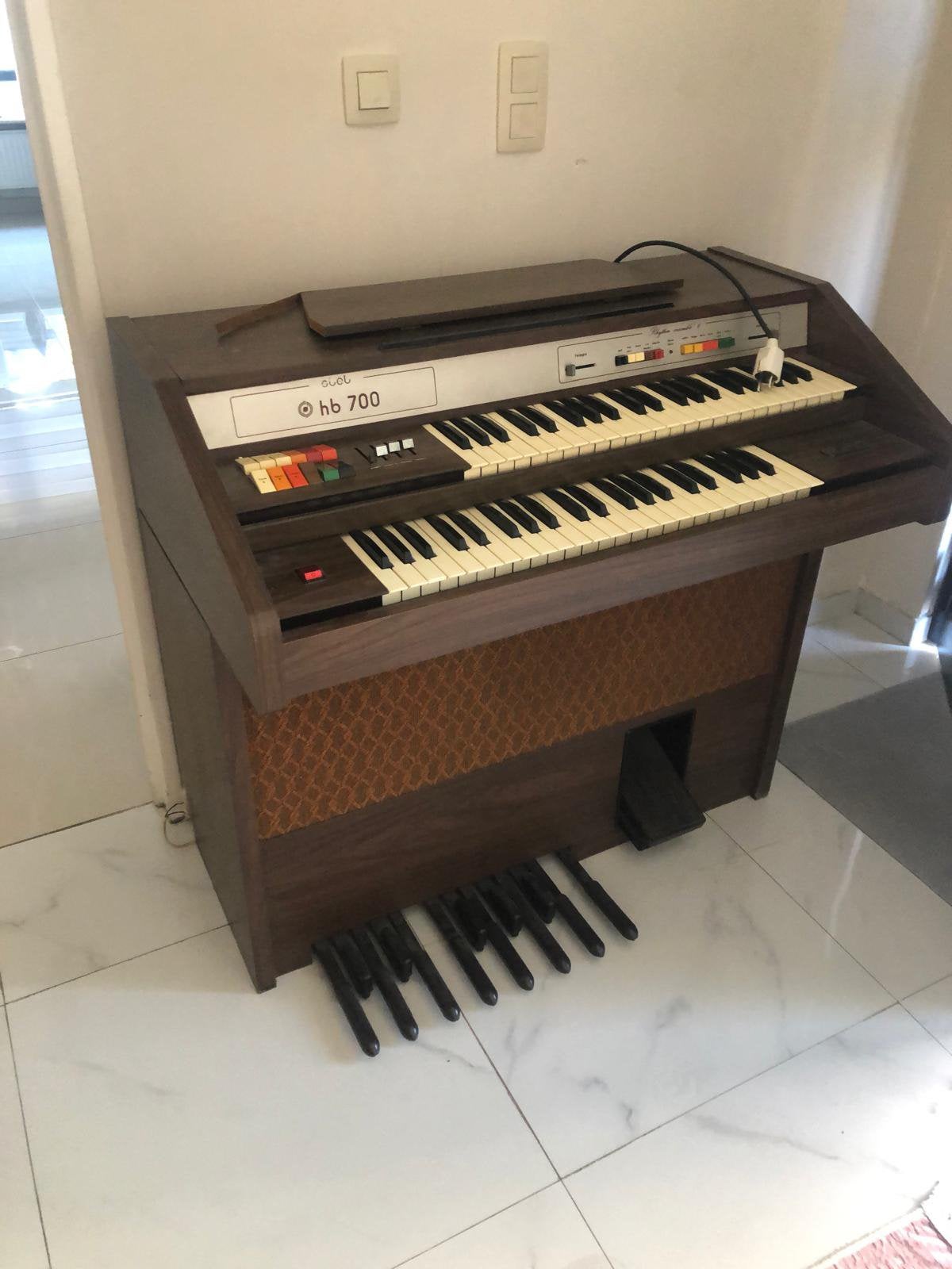 Piano, Muziek en Instrumenten, Orgels, Ophalen, Zo goed als nieuw