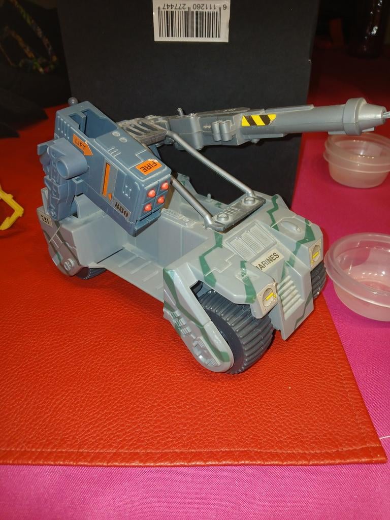 Vintage alien space marine stinger XT-37 kenner, Enlèvement