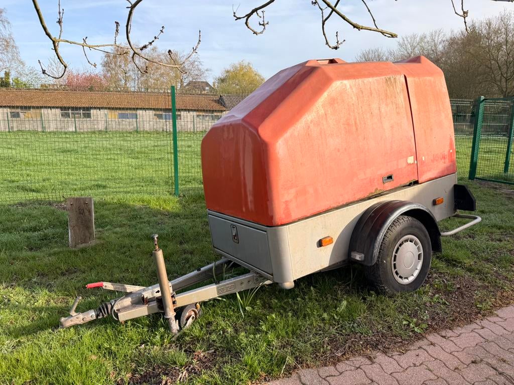 Nettoyeur haute pression à eau chaude en bon état 4 cylindre, Enlèvement, Comme neuf