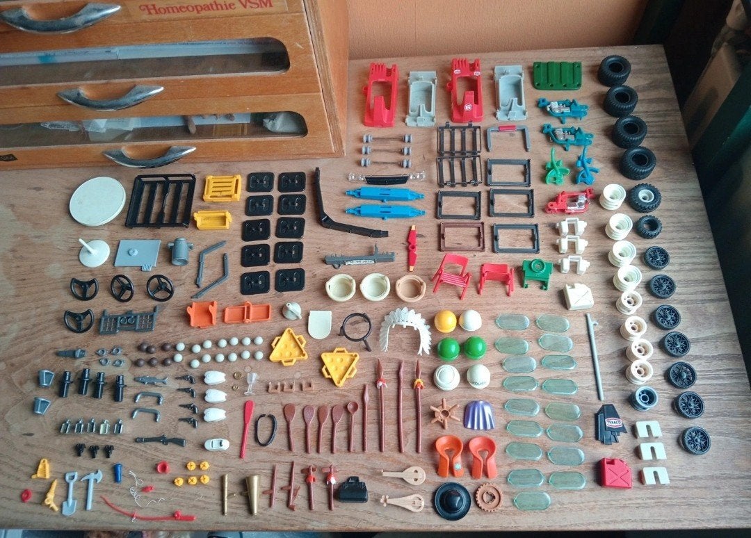 Lot vintage playmobil figuren 300+ parts, Kinderen en Baby's, Speelgoed | Playmobil, Verzenden, Gebruikt, Losse onderdelen, Figuren