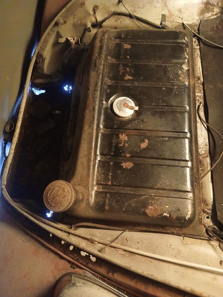 Benzine tank  vw kever, Ophalen