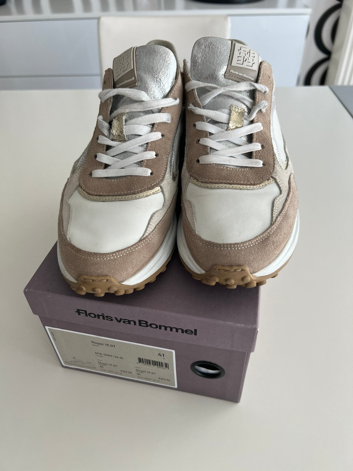 Sneakers Floris van Bommel maat 41, Kleding | Dames, Schoenen, Beige, Ophalen of Verzenden, Zo goed als nieuw, Sneakers